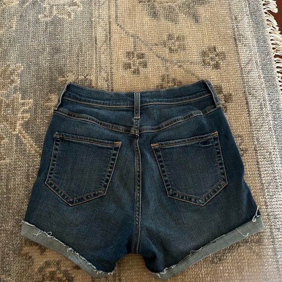 Ultra High-Rise Hollister Denim Short - Picture 2 of 5